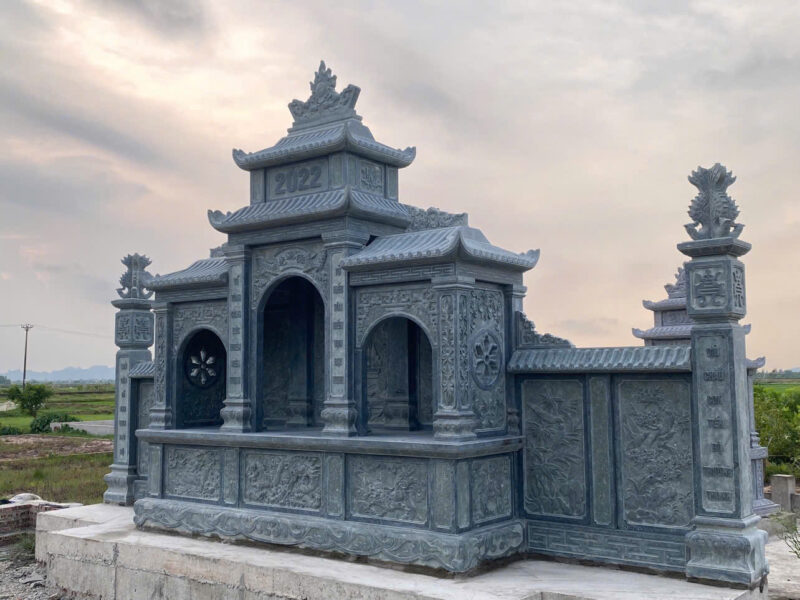 Lăng thờ đá 2 mái
