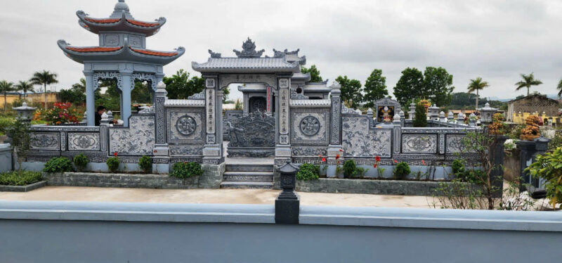 Khu lăng mộ đá