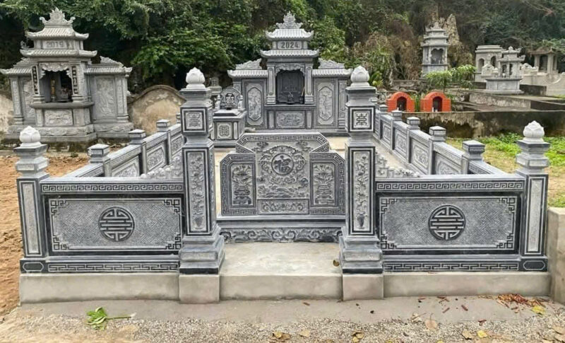 Khu lăng mộ đá