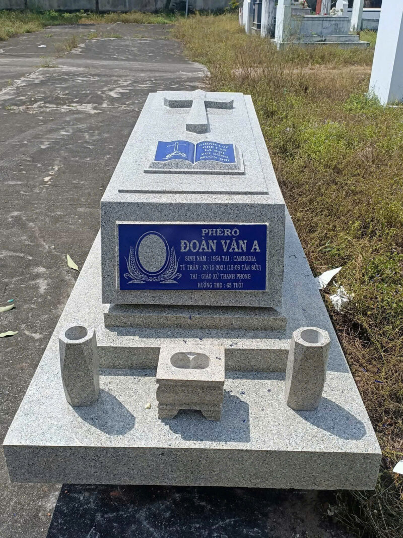 Mộ đá granite hoa cương